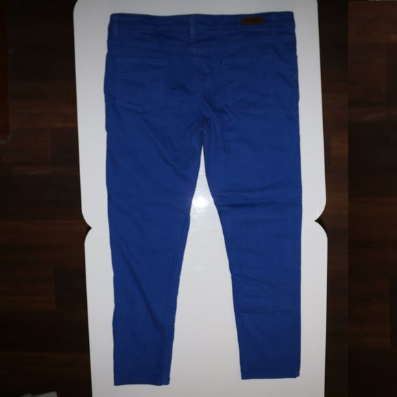 Bare Denim Blue Jeans - Picture 5 of 8